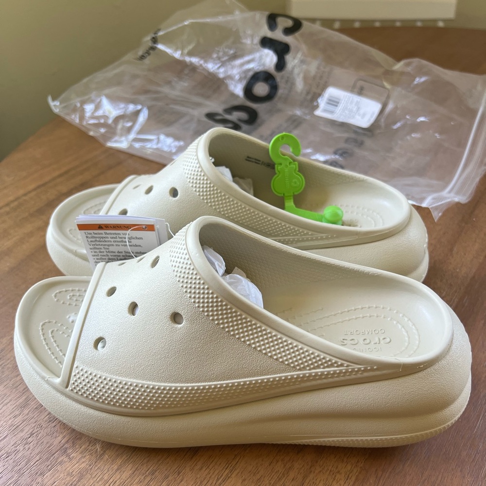 Crocs Crush Slide Sandals Size 7 Bone